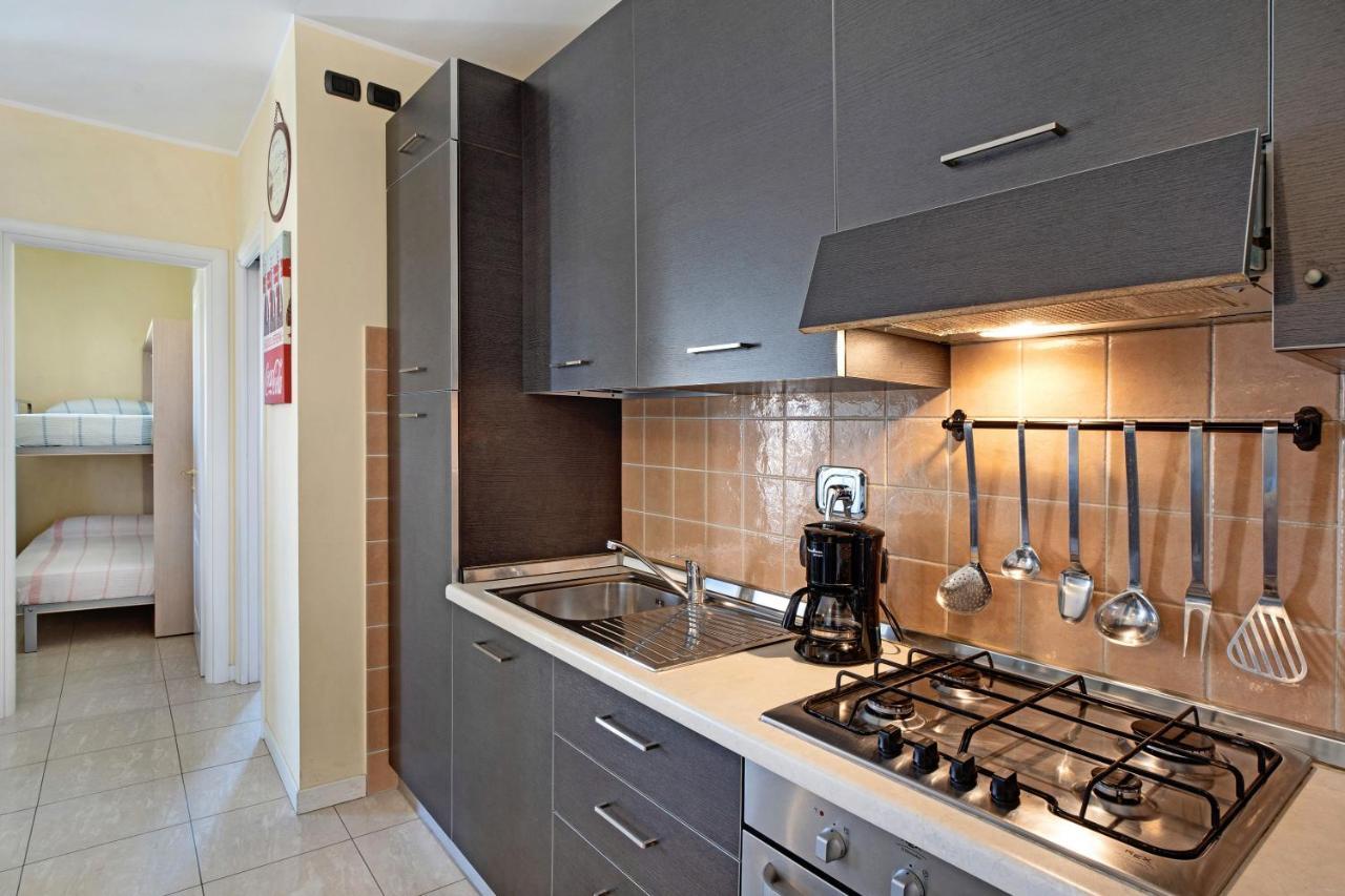 Casa Miradore 600 Mt Dal Mare Imperia Luaran gambar