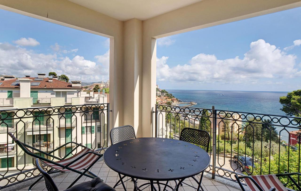 Casa Miradore 600 Mt Dal Mare Imperia Luaran gambar